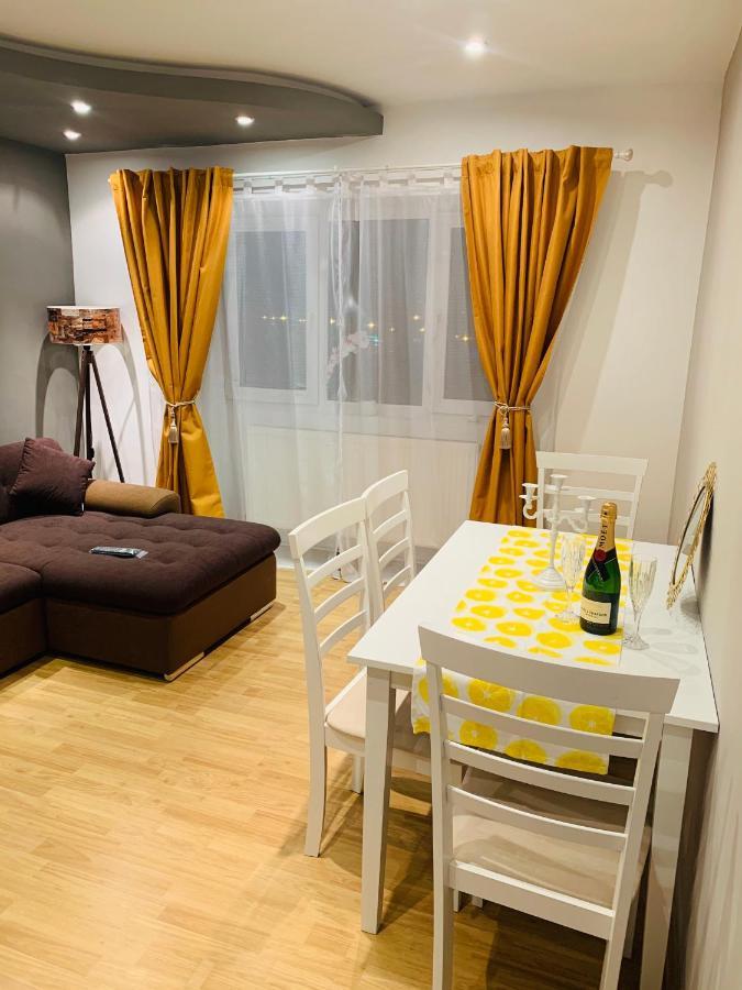 Confort View Apartment Iasi - 3 Rooms-Like Home Ngoại thất bức ảnh
